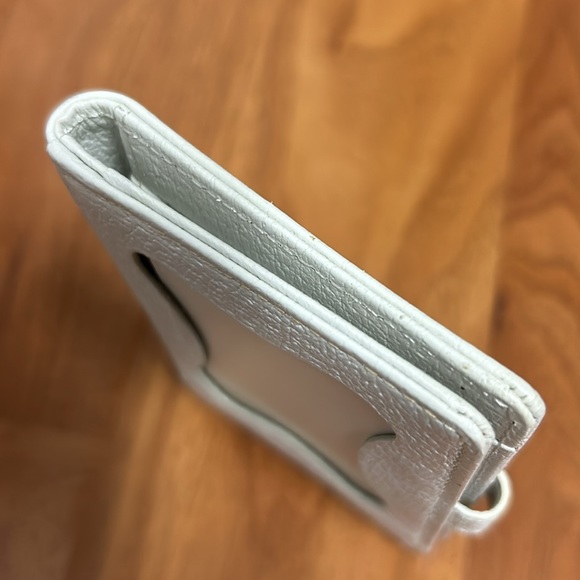 Anna Sui Card Holder - Picture 6 of 11